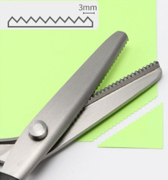 🥳2026 HOT SALE💞50K+ SOLD!✨  DIY Serrated Sewing Scissors – Precise and Easy to Use