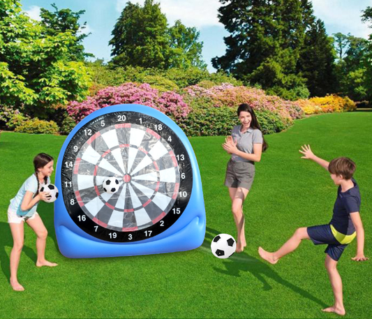 Inflatable soccer dartboard, giant soccer dartboard, comes with 2 soccer balls and air pump, can be set up in 3 minutes, ideal for large garden games