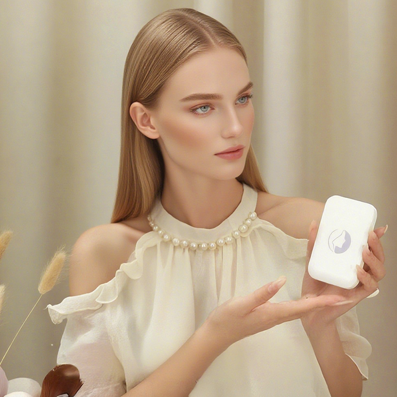 UV Smart Sunscreen-Sensing Makeup Mirror