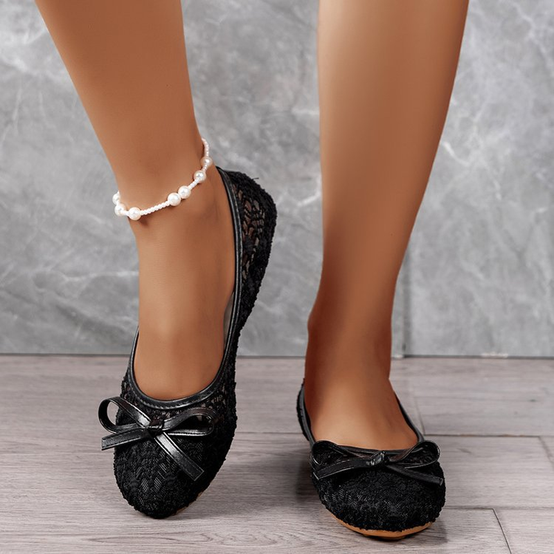 Women’s Elegant Lace Ballet Flats With Bow-Tie